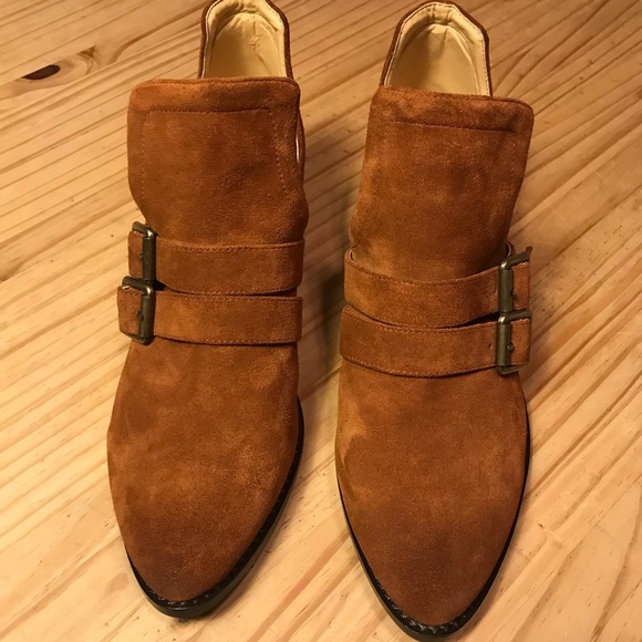 Sbicca Shoes - Sbicca vintage collection boots
